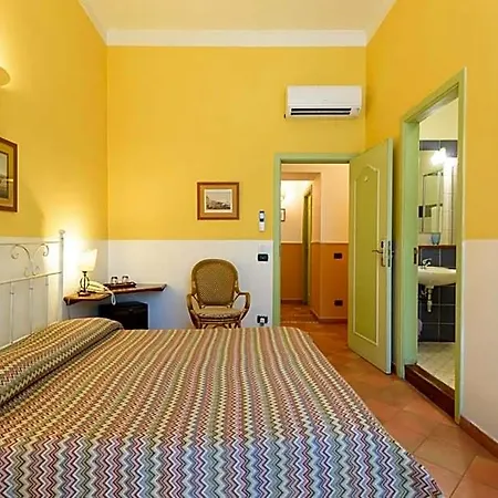 Mergellina Hotel