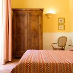Mergellina 3* نابولي