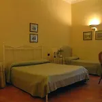 Mergellina 3* نابولي
