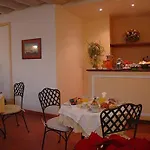 Mergellina 3* نابولي
