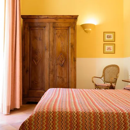 Mergellina 3* Νάπολη