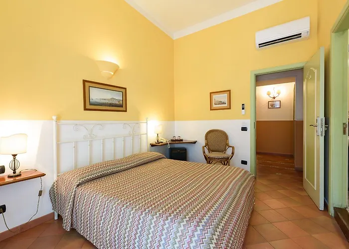 Mergellina 3* Naples